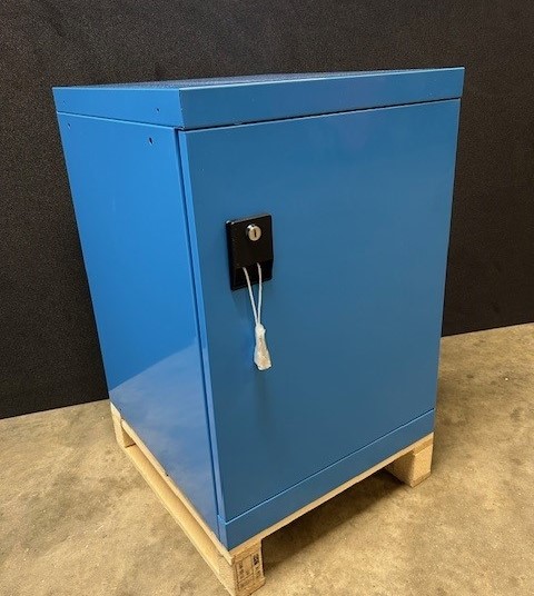 Blue Cabinet Single Hinged Door & 2 Adjustable Shelves W515xD555xH720mm